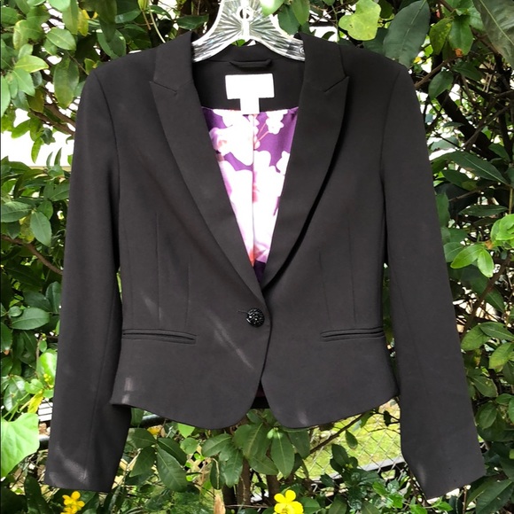 H&M Jackets & Blazers - H&M Cropped Black Blazer Beaded Button Fitted Chic